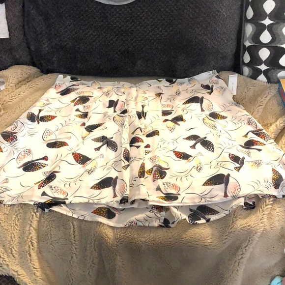NWT Old Navy size XL Skirt Cream with brown doves - Picture 1 of 9